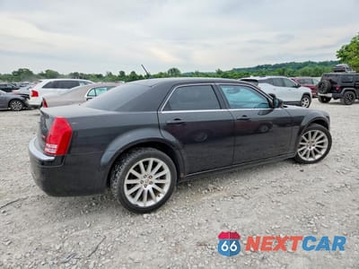 Trzecie zdjęcie samochodu z tyłu: 2008 CHRYSLER 300C VIN:2C3LA63H98H179133 - miniatura