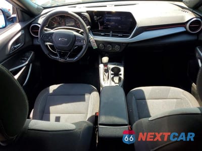 Zdjęcie 8 z 14 samochodu: 2025 CHEVROLET TRAX 1RS VIN:KL77LGEP1SC281440 - miniatura