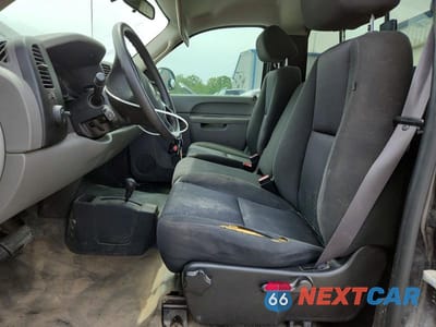 Zdjęcie 7 z 12 samochodu: 2011 CHEVROLET SILVERADO K1500 VIN:1GCNKPEX3BZ265153 - miniatura