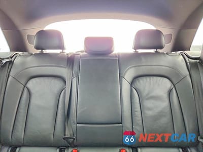 Zdjęcie 10 z 13 samochodu: 2017 AUDI Q3 PREMIUM VIN:WA1BCCFS2HR000819 - miniatura