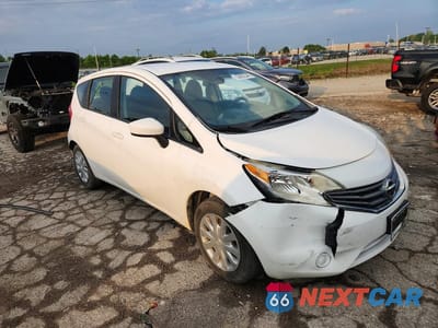 Czwarte zdjęcie samochodu z boku: 2016 NISSAN VERSA NOTE S PLUS VIN:3N1CE2CP4GL364957 - miniatura