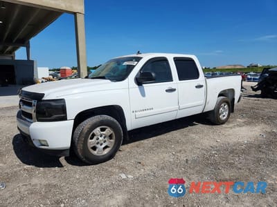 2008 CHEVROLET SILVERADO C1500 2GCEC130X81125781 - główne zdjęcie licytacji z USA - miniatura