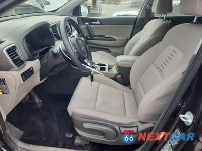 Zdjęcie 7 z 13 samochodu: 2018 KIA SPORTAGE LX VIN:KNDPMCAC2J7365964 - miniatura