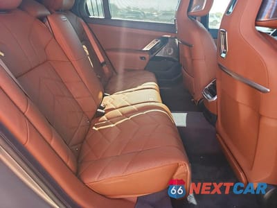 Zdjęcie 10 z 12 samochodu: 2025 BMW 760 XI VIN:WBA33EJ09SCU62653 - miniatura