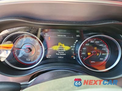 Zdjęcie 9 z 12 samochodu: 2019 DODGE CHARGER SCAT PACK VIN:2C3CDXGJ0KH616843 - miniatura