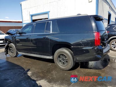 Drugie zdjęcie samochodu z przodu: 2019 CHEVROLET SUBURBAN K1500 LT VIN:1GNSKHKC8KR288302 - miniatura