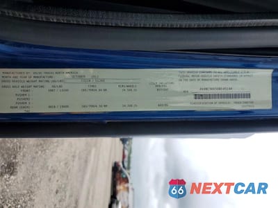 Zdjęcie 10 z 10 samochodu: 2013 VOLVO VN VNL VIN:4V4NC9KK5DN145144 - miniatura