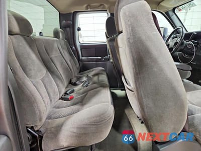Zdjęcie 10 z 12 samochodu: 2004 CHEVROLET SILVERADO K1500 VIN:2GCEK19T641218344 - miniatura
