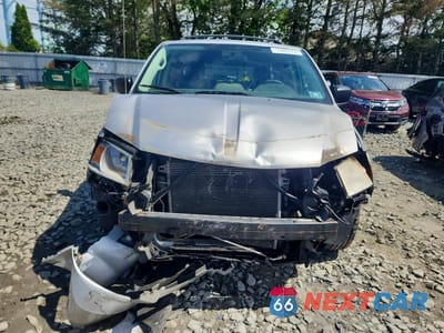 Piąte zdjęcie samochodu w środku: 2010 DODGE GRAND CARAVAN SE VIN:2D4RN4DEXAR181575 - miniatura