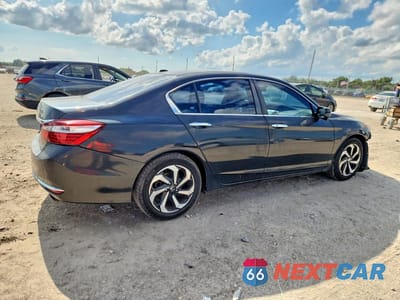 Trzecie zdjęcie samochodu z tyłu: 2017 HONDA ACCORD EXL VIN:1HGCR2F8XHA045840 - miniatura