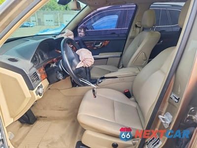 Zdjęcie 7 z 13 samochodu: 2010 MERCEDES-BENZ GLK 350 4MATIC VIN:WDCGG8HB3AF331257 - miniatura