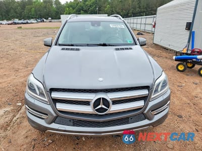 Piąte zdjęcie samochodu w środku: 2014 MERCEDES-BENZ GL 450 4MATIC VIN:4JGDF7CE3EA353832 - miniatura