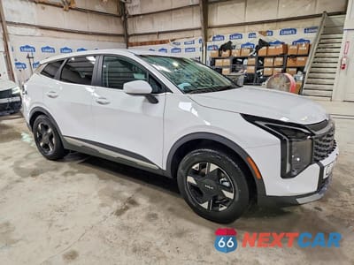 Czwarte zdjęcie samochodu z boku: 2026 KIA SPORTAGE LX VIN:5XYK23DF2TG431134 - miniatura