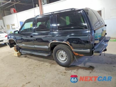 Drugie zdjęcie samochodu z przodu: 1997 CHEVROLET TAHOE K1500 VIN:1GNEK13R3VJ370819 - miniatura