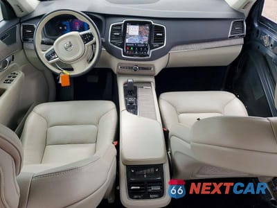 Zdjęcie 8 z 14 samochodu: 2023 VOLVO XC90 PLUS VIN:YV4062PN6P1997180 - miniatura