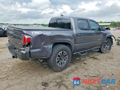 Trzecie zdjęcie samochodu z tyłu: 2023 TOYOTA TACOMA TRD SPORT VIN:3TYCZ5AN5PT136436 - miniatura