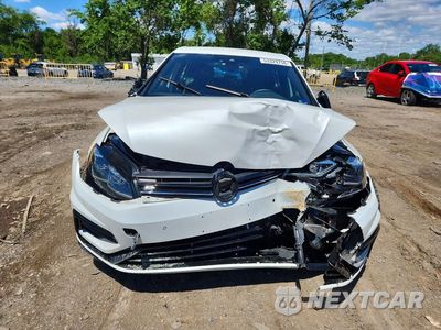Piąte zdjęcie samochodu w środku: 2019 VOLKSWAGEN GOLF R VIN:WVWVA7AU4KW208377 - miniatura