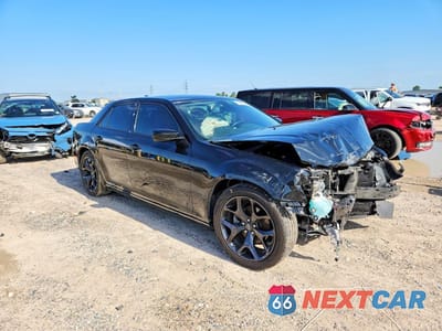 Czwarte zdjęcie samochodu z boku: 2021 CHRYSLER 300 TOURING VIN:2C3CCAAG9MH563124 - miniatura