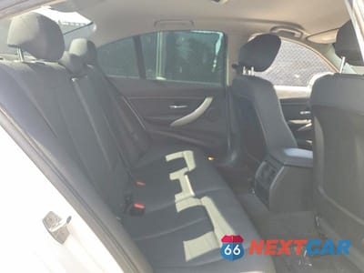 Zdjęcie 10 z 12 samochodu: 2018 BMW 320 I VIN:WBA8E1G59JNU91293 - miniatura