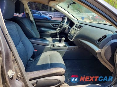 Zdjęcie 7 z 12 samochodu: 2016 NISSAN ALTIMA 2.5 S VIN:1N4AL3AP6GN350230 - miniatura