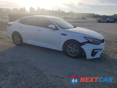 Czwarte zdjęcie samochodu z boku: 2019 KIA OPTIMA LX VIN:5XXGT4L36KG283167 - miniatura