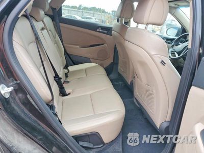 Zdjęcie 11 z 13 samochodu: 2017 HYUNDAI TUCSON VIN:KM8J33A25HU289700 - miniatura