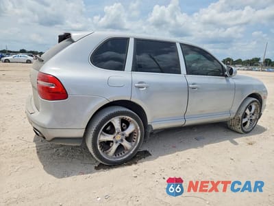 Trzecie zdjęcie samochodu z tyłu: 2008 PORSCHE CAYENNE S VIN:WP1AB29P48LA49396 - miniatura