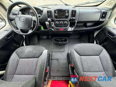 Zdjęcie 9 z 10 samochodu: 2019 RAM PROMASTER 2500 2500 HIGH VIN:3C6TRVDG2KE545738 - miniatura