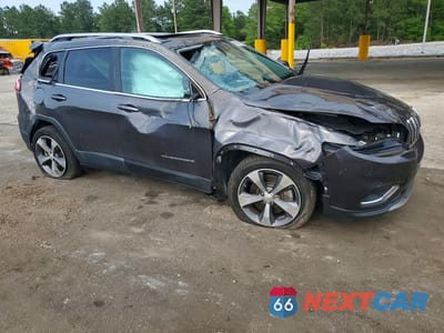 Czwarte zdjęcie samochodu z boku: 2019 JEEP CHEROKEE LIMITED VIN:1C4PJLDB8KD326116 - miniatura