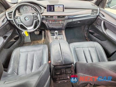 Zdjęcie 8 z 13 samochodu: 2018 BMW X5 SDRIVE35I VIN:5UXKR2C56J0X09291 - miniatura