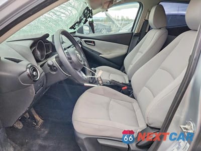 Zdjęcie 7 z 12 samochodu: 2019 TOYOTA YARIS LE VIN:3MYDLBYV2KY517539 - miniatura