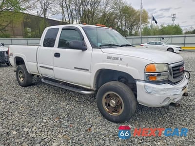 Czwarte zdjęcie samochodu z boku: 2003 GMC SIERRA K2500 HEAVY DUTY VIN:1GTHK29U43E339365 - miniatura
