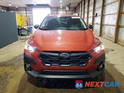 Piąte zdjęcie samochodu w środku: 2024 SUBARU CROSSTREK PREMIUM VIN:JF2GUADC9RH323525 - miniatura