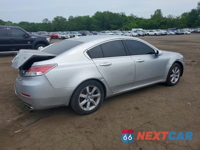 Trzecie zdjęcie samochodu z tyłu: 2012 ACURA TL VIN:19UUA8F28CA018493 - miniatura