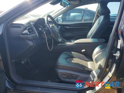 Zdjęcie 7 z 13 samochodu: 2019 TOYOTA CAMRY SE VIN:4T1B11HK3KU170684 - miniatura