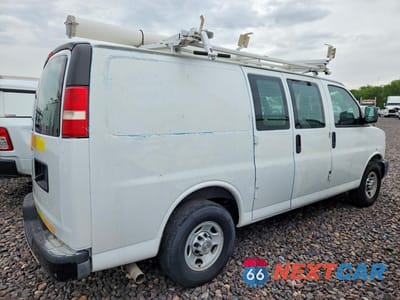 Trzecie zdjęcie samochodu z tyłu: 2013 CHEVROLET EXPRESS 2500 CARGO UTILITY / SERVICE VAN VIN:1GCWGFCB7D1902117 - miniatura