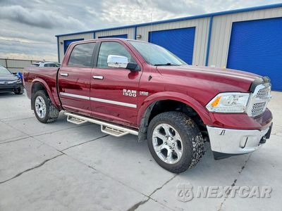 Czwarte zdjęcie samochodu z boku: 2018 RAM 1500 LARAMIE VIN:1C6RR7NT8JS160102 - miniatura