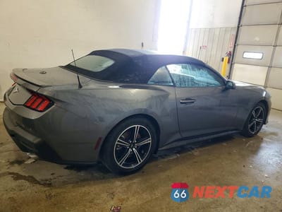 Trzecie zdjęcie samochodu z tyłu: 2025 FORD MUSTANG VIN:1FAGP8UH6S5105355 - miniatura