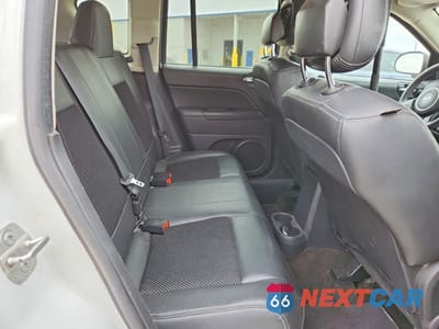Zdjęcie 10 z 12 samochodu: 2014 JEEP COMPASS SPORT VIN:1C4NJCBA7ED911582 - miniatura