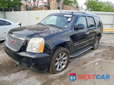 2012 GMC YUKON DENALI 1GKS2EEF8CR294149 - główne zdjęcie licytacji z USA - miniatura