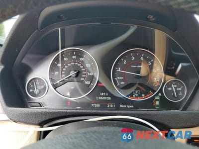Zdjęcie 9 z 12 samochodu: 2017 BMW 330 XI VIN:WBA8D9G34HNU63010 - miniatura