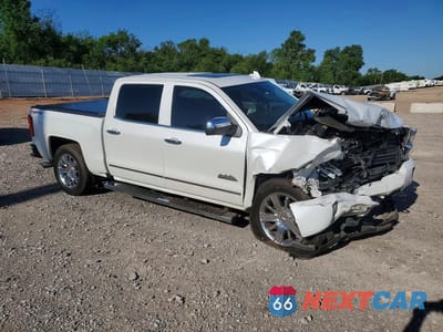 Czwarte zdjęcie samochodu z boku: 2017 CHEVROLET SILVERADO K1500 HIGH COUNTRY VIN:3GCUKTEJ7HG352191 - miniatura