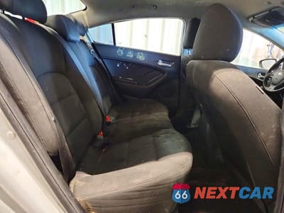Zdjęcie 10 z 12 samochodu: 2018 KIA FORTE LX VIN:3KPFK4A77JE209641 - miniatura