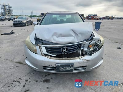 Piąte zdjęcie samochodu w środku: 2010 HONDA ACCORD EXL VIN:1HGCP2F8XAA125621 - miniatura