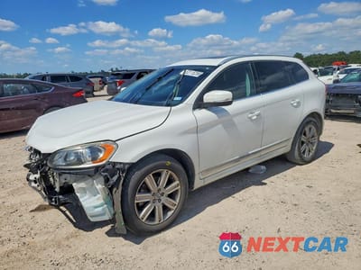 2017 VOLVO XC60 T5 INSCRIPTION YV440MRU0H2000821 - główne zdjęcie licytacji z USA - miniatura