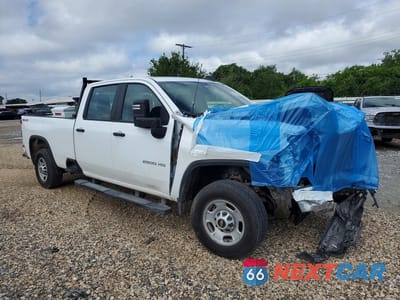 Czwarte zdjęcie samochodu z boku: 2025 CHEVROLET 2500 HD VIN:1GC4KLE70SF155490 - miniatura