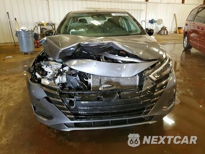 Piąte zdjęcie samochodu w środku: 2024 NISSAN VERSA SR VIN:3N1CN8FV6RL913784 - miniatura