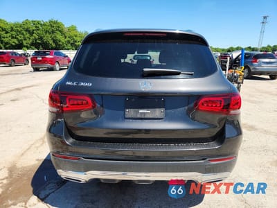Zdjęcie 6 z 13 samochodu: 2021 MERCEDES-BENZ GLC 300 VIN:W1N0G8DB9MV285210 - miniatura