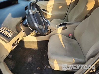 Zdjęcie 7 z 12 samochodu: 2013 TOYOTA PRIUS VIN:JTDKN3DU4D5623803 - miniatura