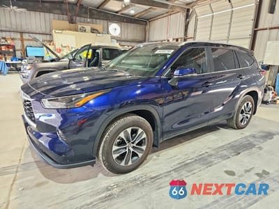 2026 TOYOTA HIGHLANDER XLE 5TDKDRBH8TS598599 - główne zdjęcie licytacji z USA - miniatura